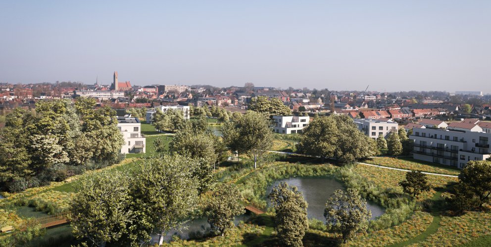 Bovenaanzicht van een zeer groot park met vijver in de woonwijk van Tielt